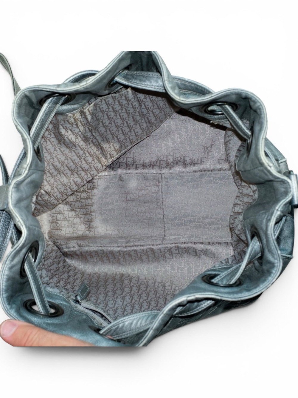 ✨💎VINTAGE💎✨ DIOR Cannage Antique Silver Bucket Bag w/ D Hardware - Picture 8 of 8